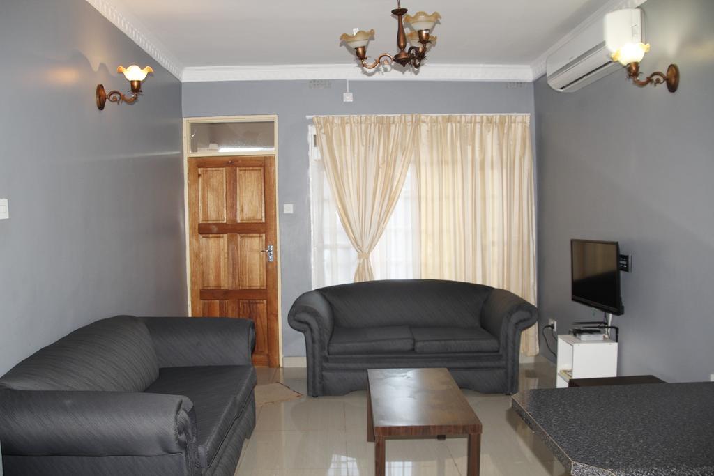 Asante Apartments Livingstone Extérieur photo