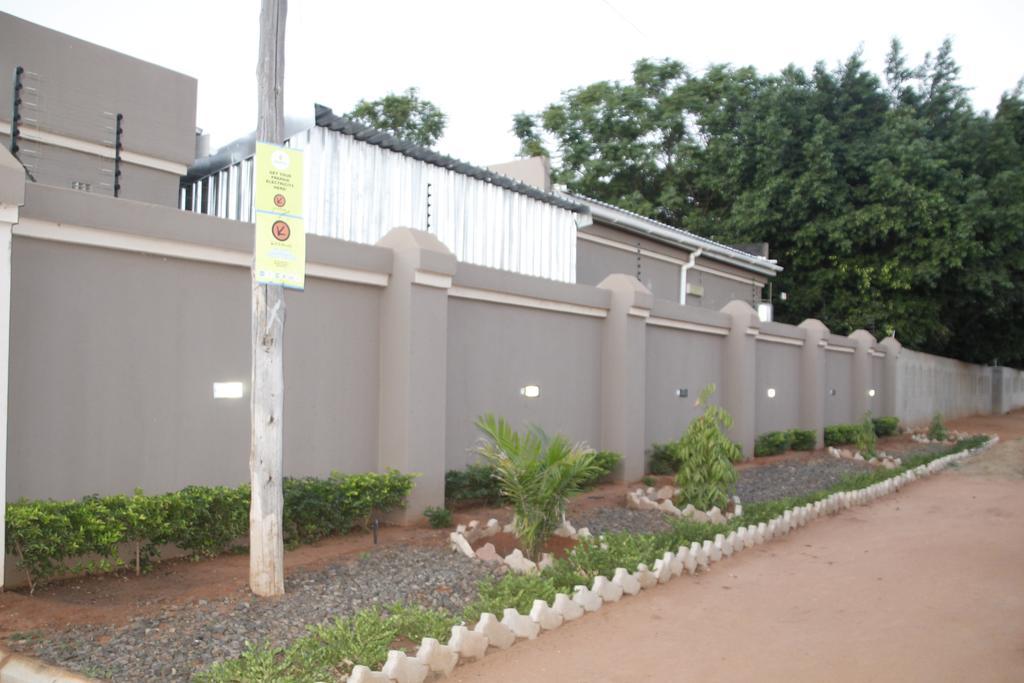 Asante Apartments Livingstone Extérieur photo